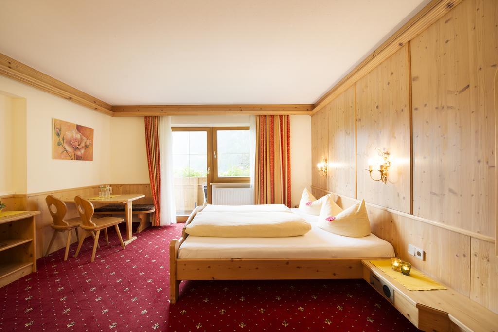 Gasthof Alpenpension Pfurtscheller 3*